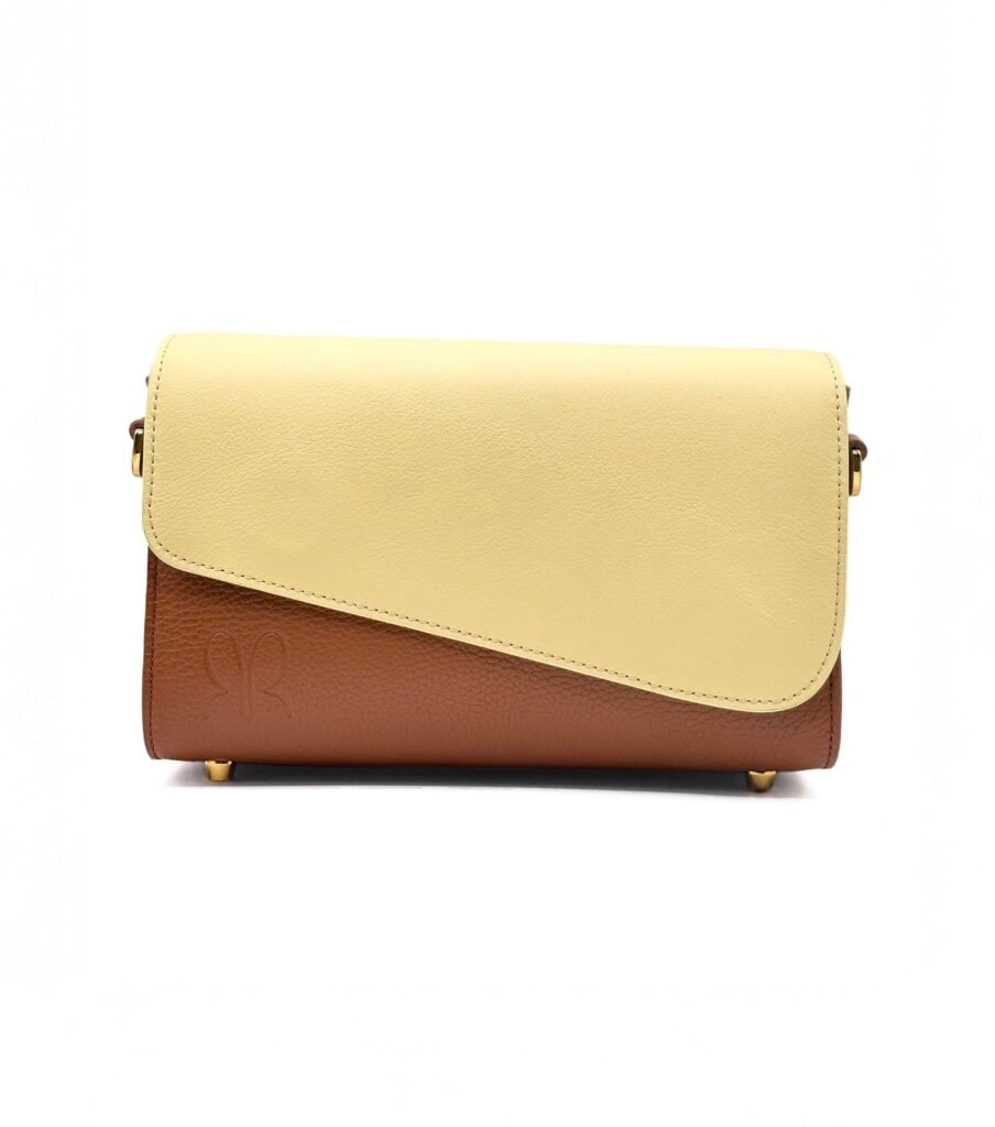 Cal·la bag in Sandstone with Vanilla Lina flap